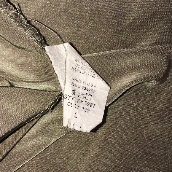 Fab’rik size large sage green choker neck top - Picture 5 of 5